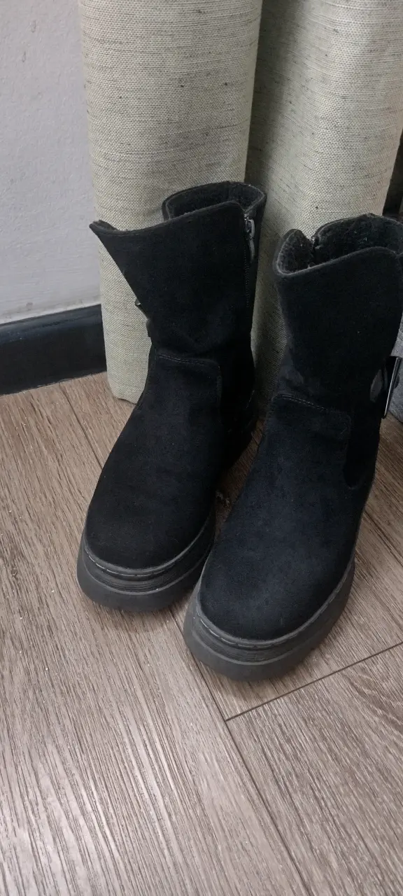Botines negros simil gamuza - 3