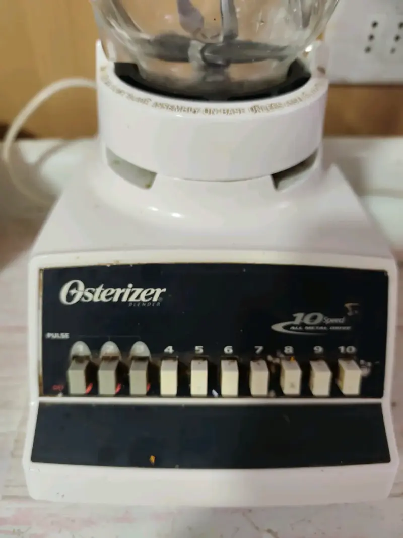Licuadora Osterizer 10 Velocidades - 3