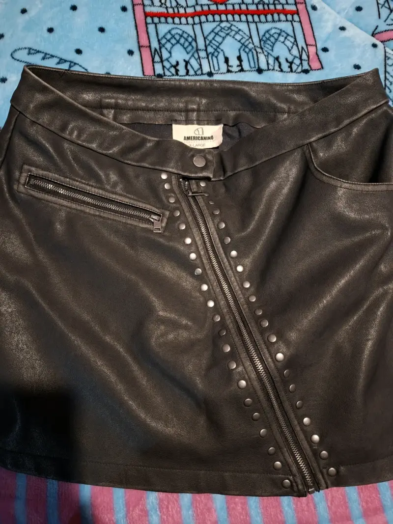 Falda negra de cuero sintético, Marca Americanino - 4