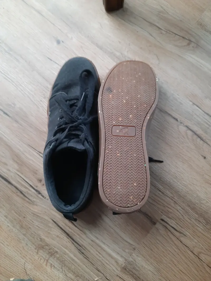Zapatillas deportivas negras - 1