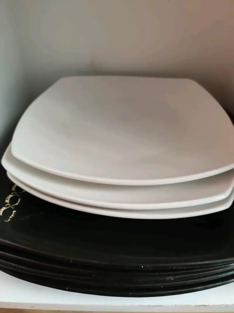 Juego de platos cuadrados - 3