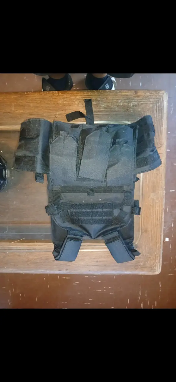 Airsoft chaleco y casco - 1