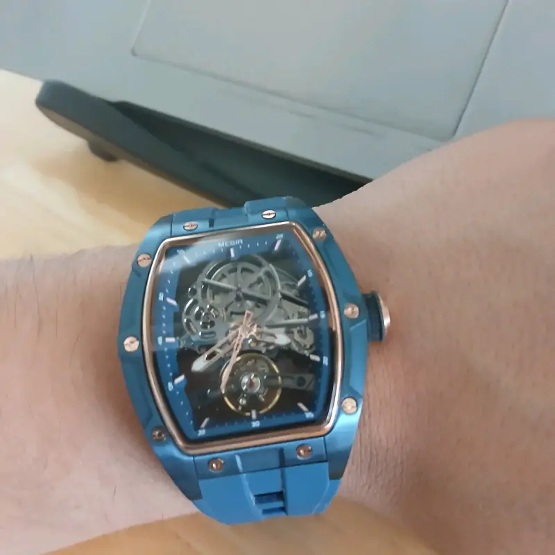 Reloj de pulsera azul mecanico