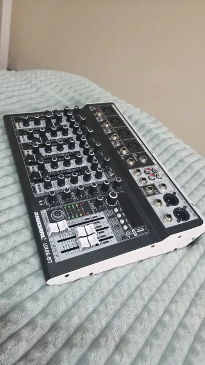 Mezclador de audio Riworal UX06-BT - miniatura 1