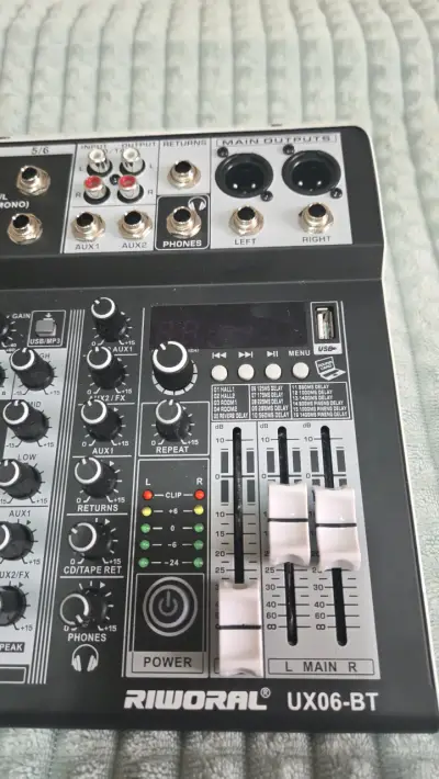 Mezclador de audio Riworal UX06-BT - miniatura 3