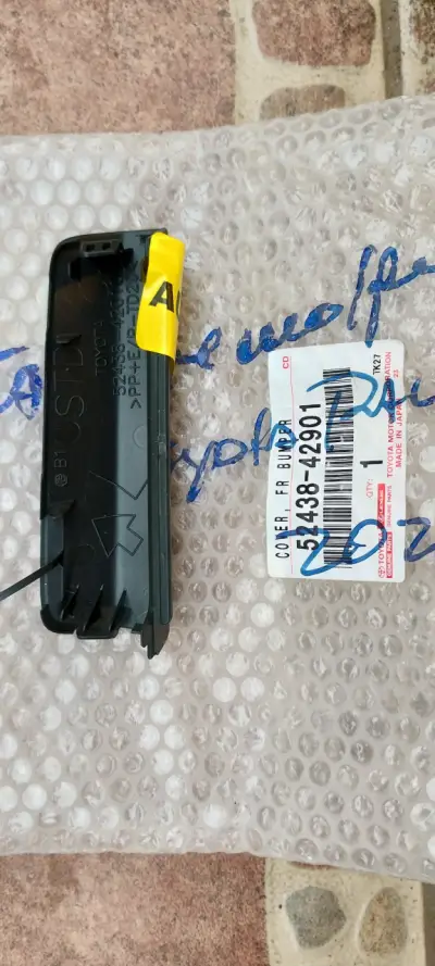 Tapa gancho remolque Toyota Rav 4 - miniatura 3