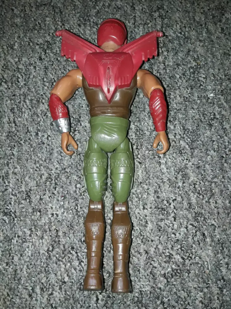 Figura de acción con alas - 2