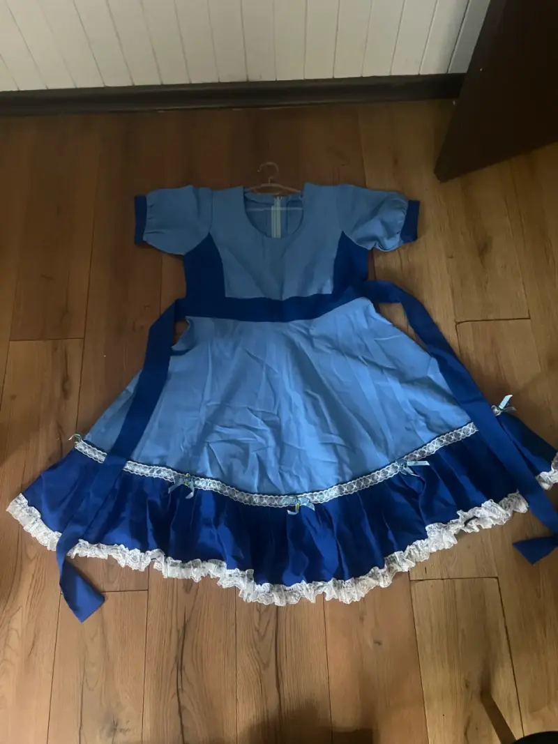 Vestido azul de china folclore con volantes