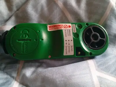 Anemómetro portátil Kestrel verde - miniatura 2
