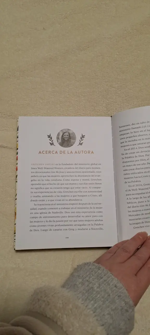 Libro 'La mujer cultivada en su palabra' - 5