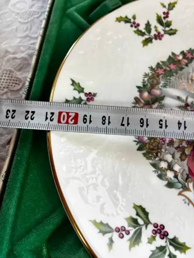 Plato de Navidad 1978 Royal Doulton - miniatura 4