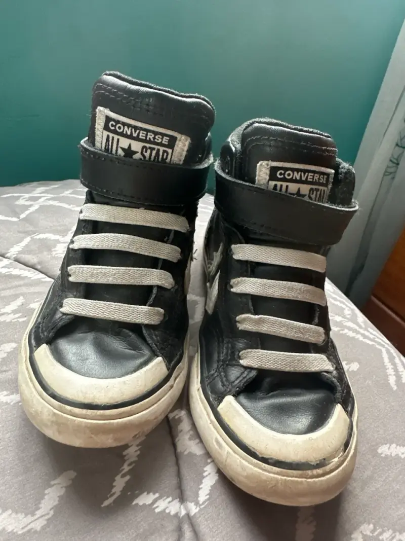 Zapatillas Converse negras cuero niño - 1