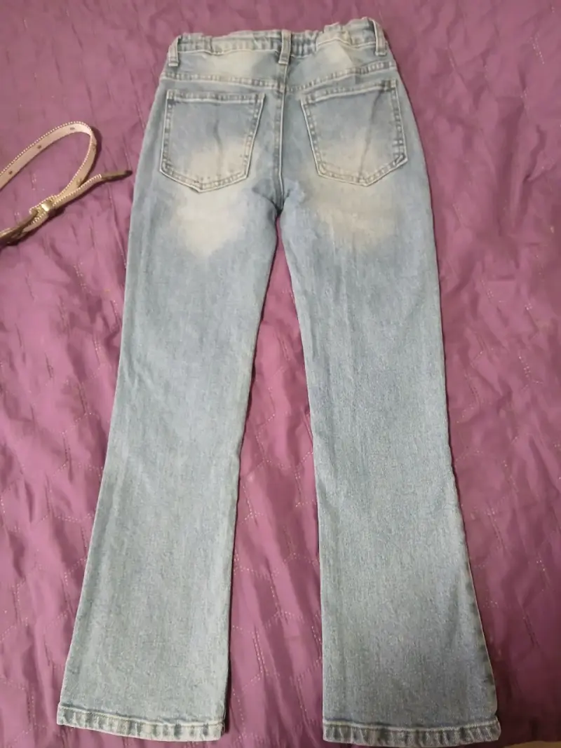 Jeans con detalles brillantes - 2