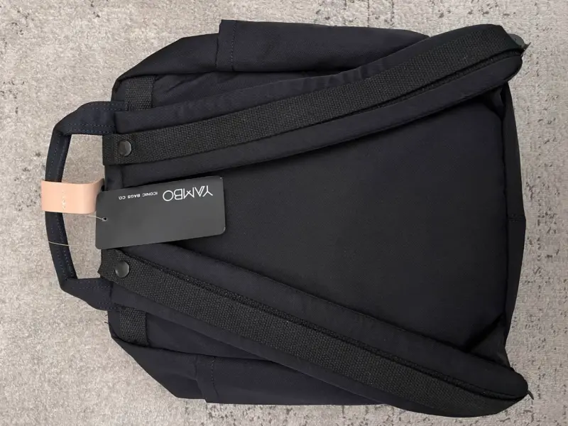 Mochila negra Yambo estilo casual - 3