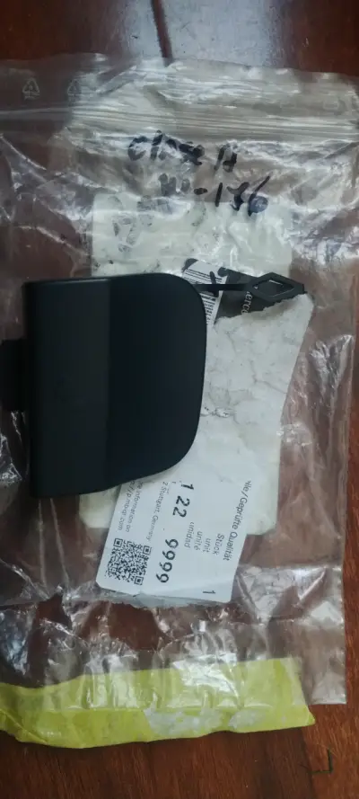 Tapa remolque trasera M Benz clase A - miniatura 1