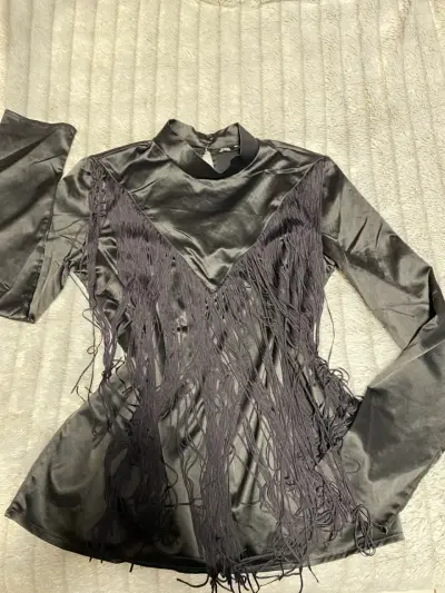 Blusa Zara,  negra con flecos - miniatura 1