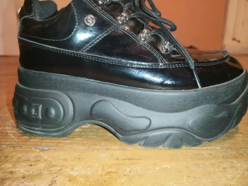 Zapatos negros con plataforma - 2