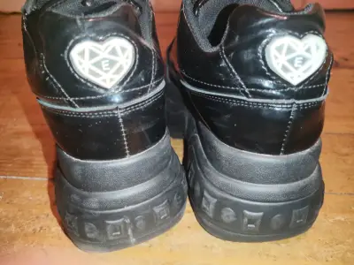 Zapatos negros con plataforma - miniatura 3