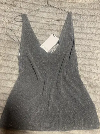 Polera basement gris sin mangas - miniatura 2