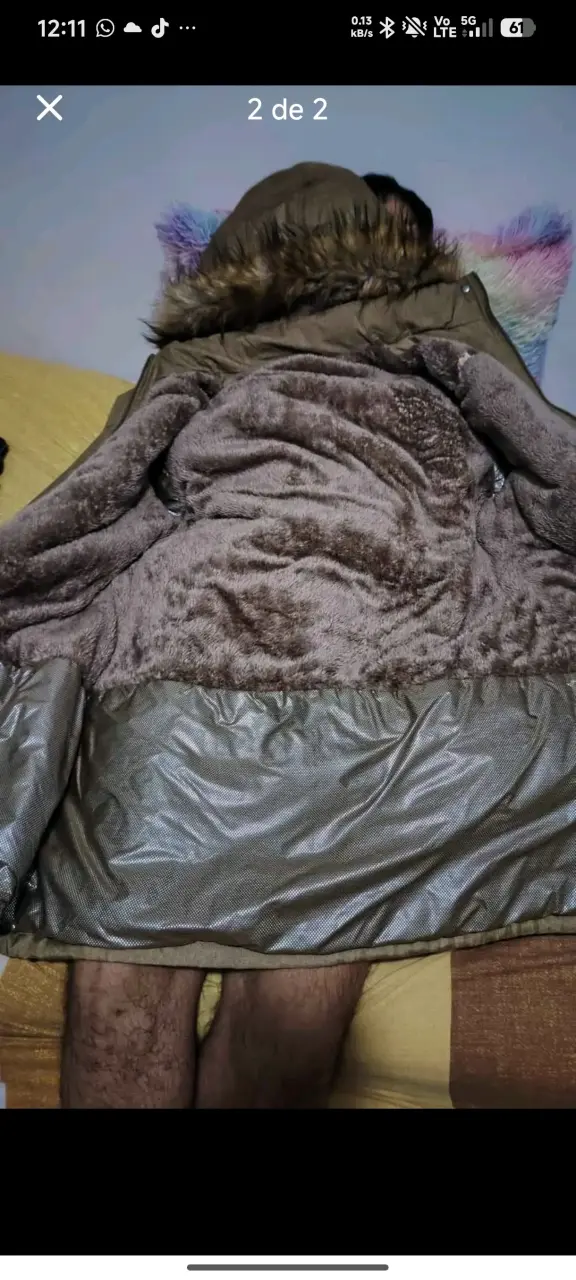 Parka con capucha y forro - 1