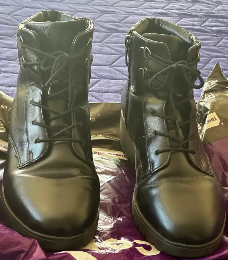 Botines negros - 1