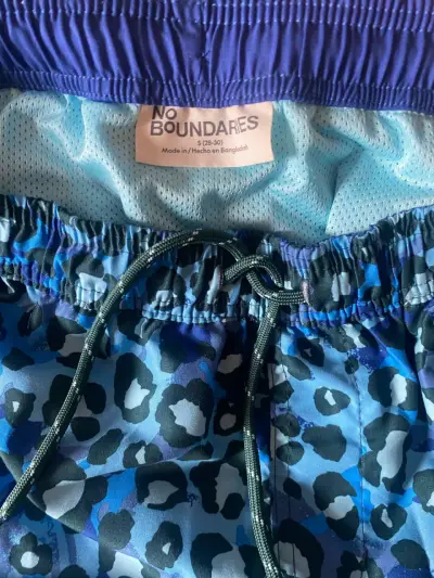 Shorts deportivos azul estampado - miniatura 3