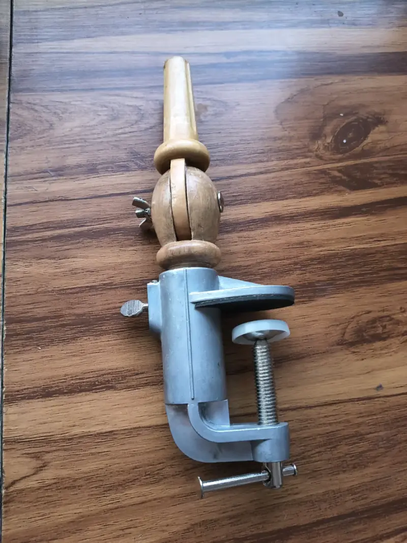 Soporte de cabeza técnica para peluquería - 1