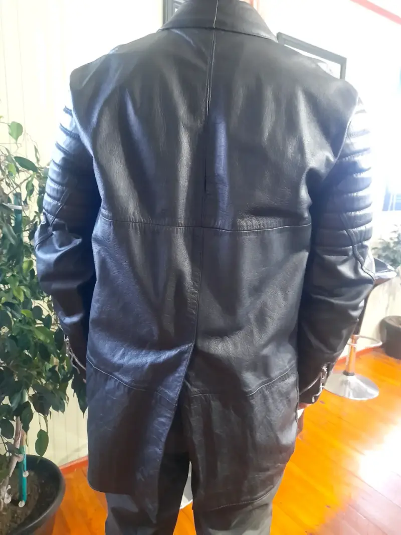 Chaqueta de cuero negro⁰ - 1