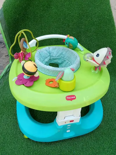 Andador de bebé Tiny Love - miniatura 1