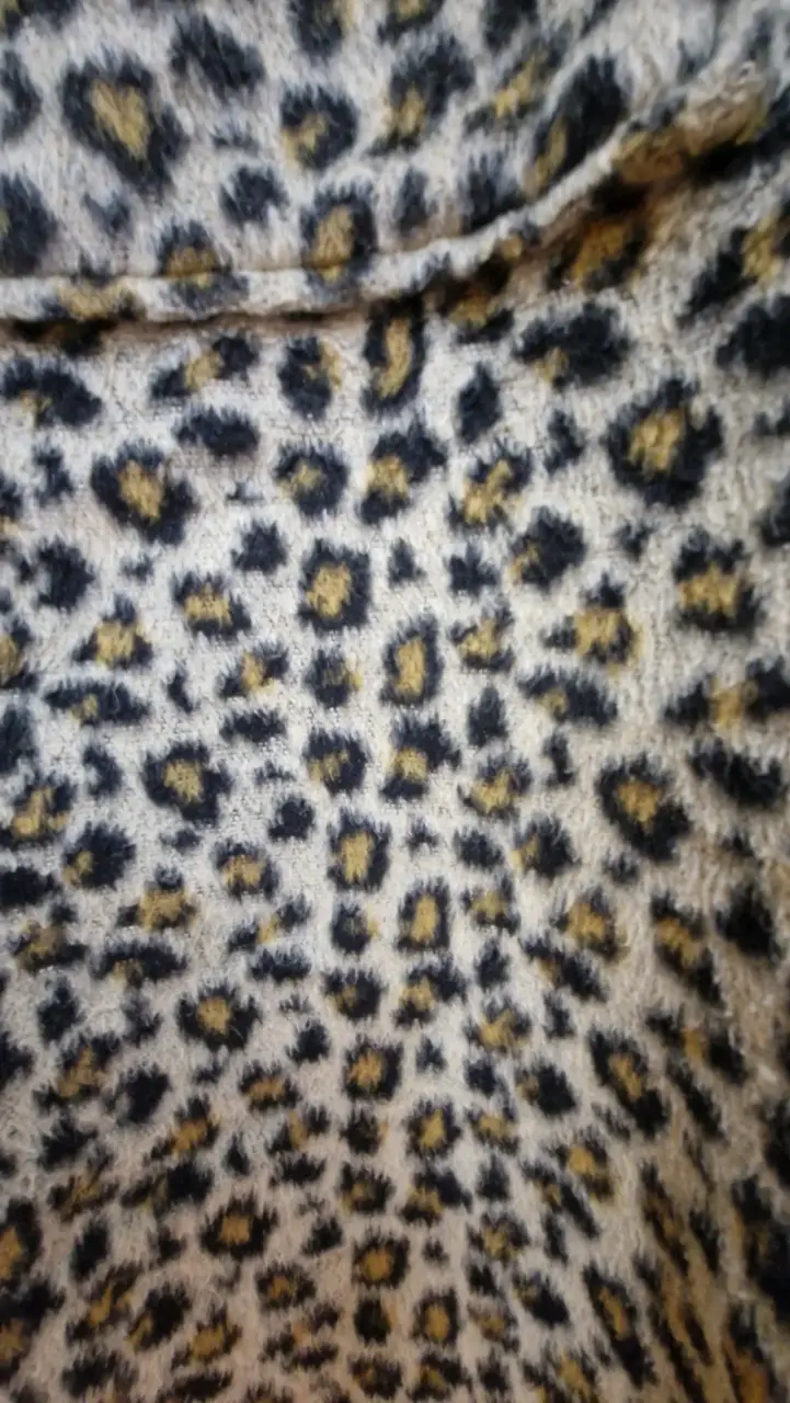 Abrigo estampado animal print - 2