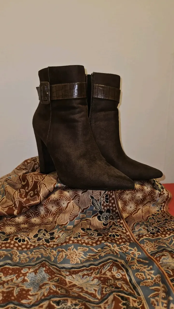 Botines marrones de gamuza - 3