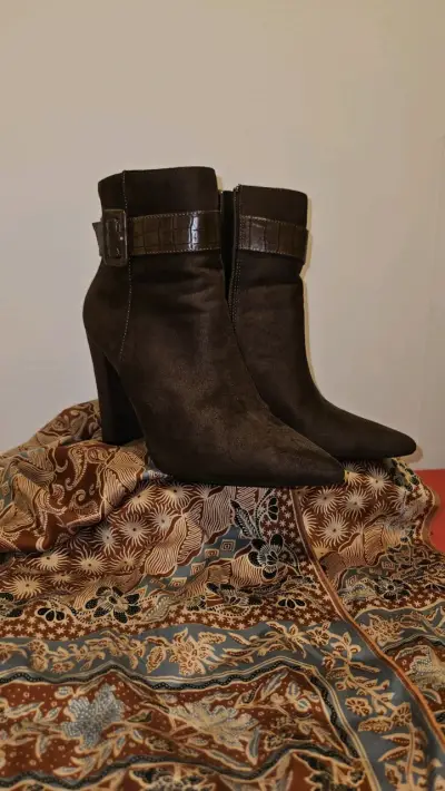 Botines marrones de gamuza - miniatura 3