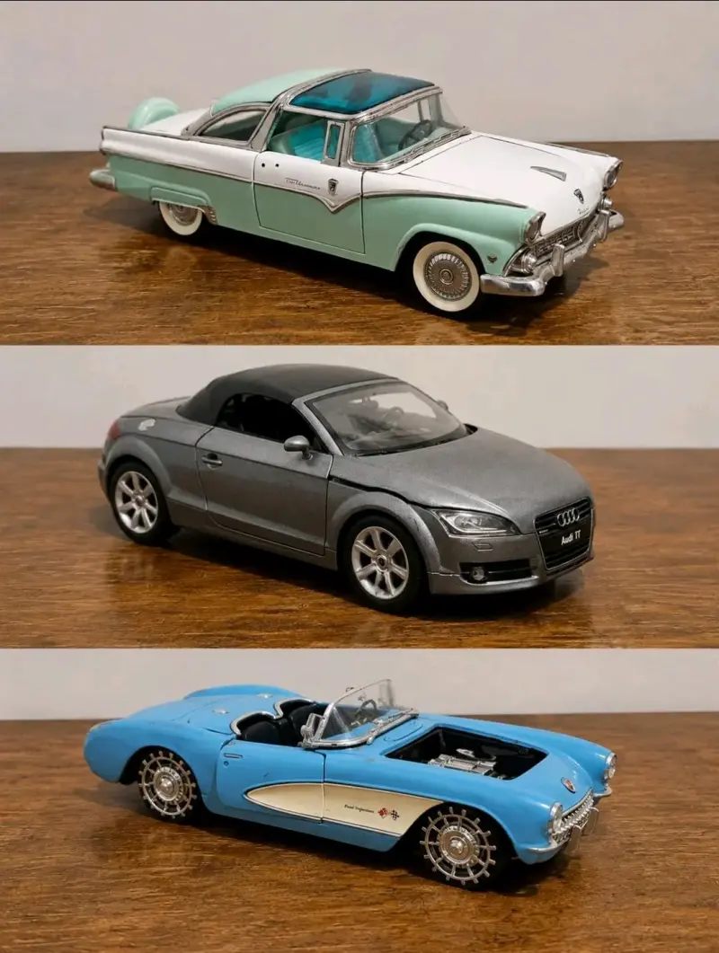 Set de autos a escala vintage - 1
