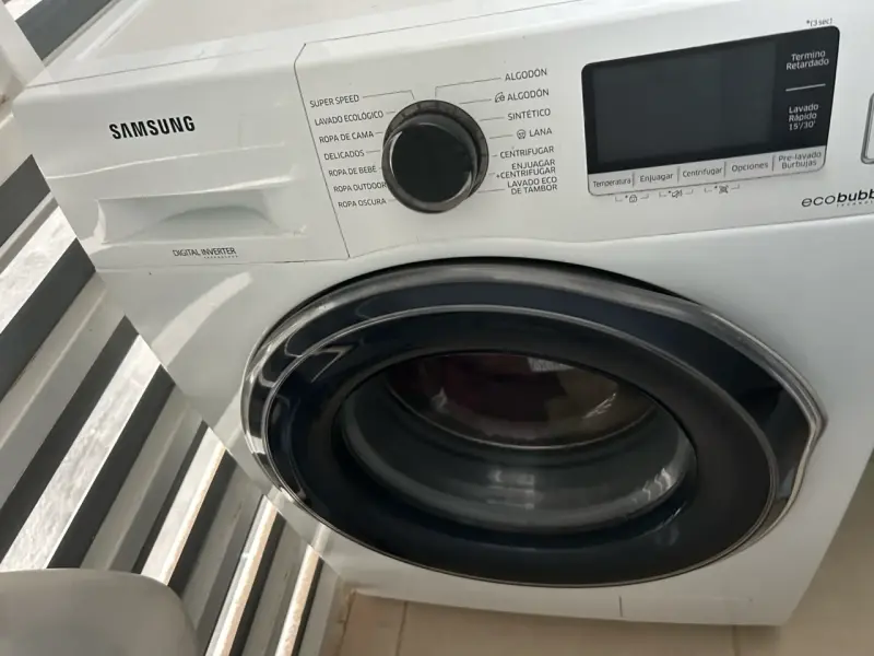 Lavadora samsung carga frontal blanca - 4