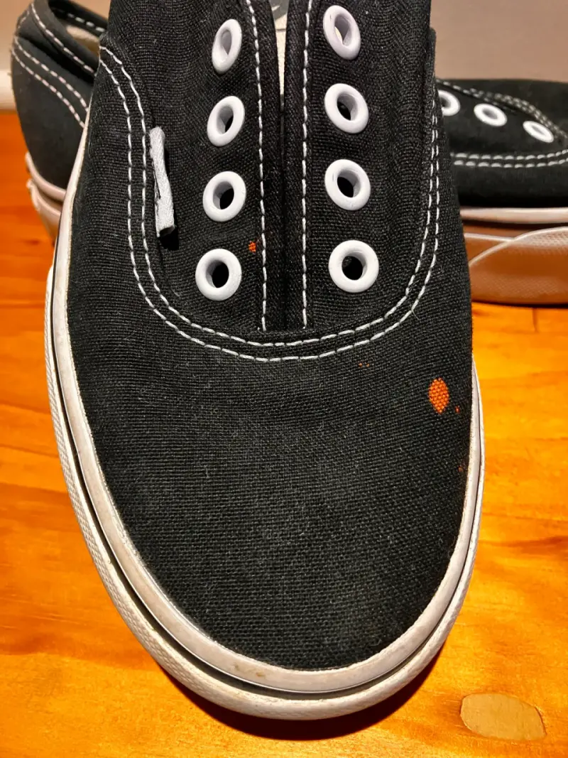 Zapatillas negras Vans de lona sin cordones - 4