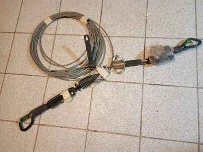 Cable de seguridad con mosquetones - miniatura 1