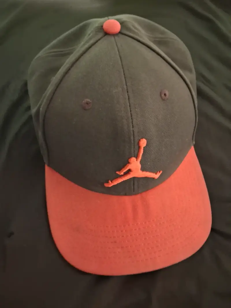 Gorra jordan descontinuada - 1