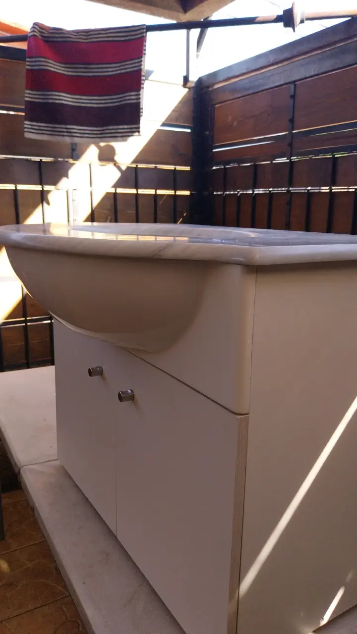 Mueble de baño blanco - 1