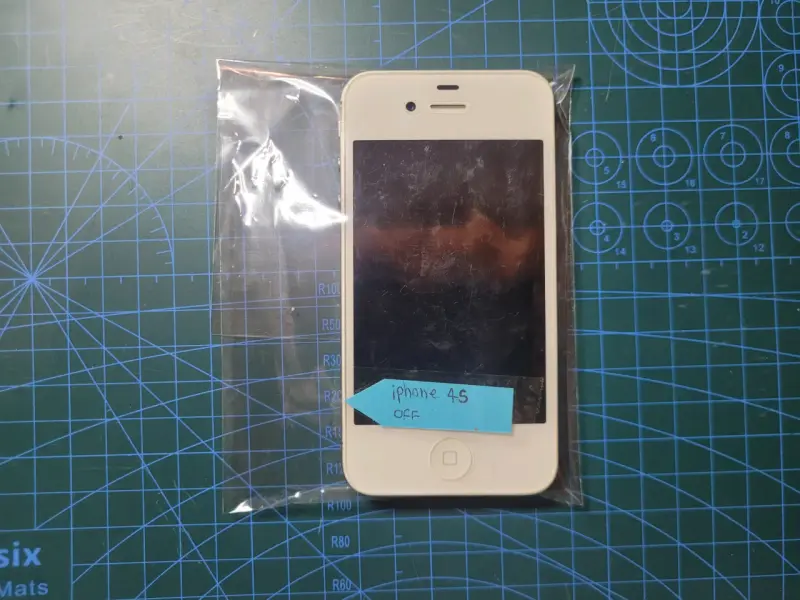 iPhone 4s - 3