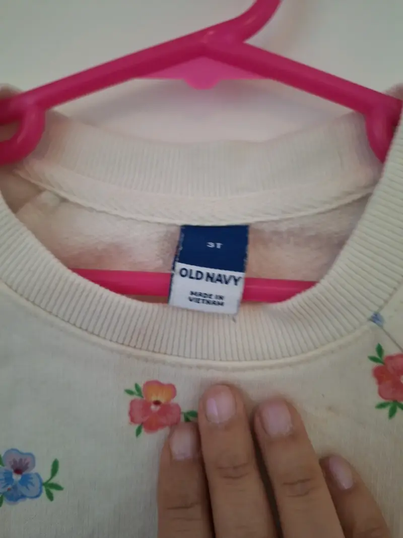 Polerón infantil con flores Old Navy - 2