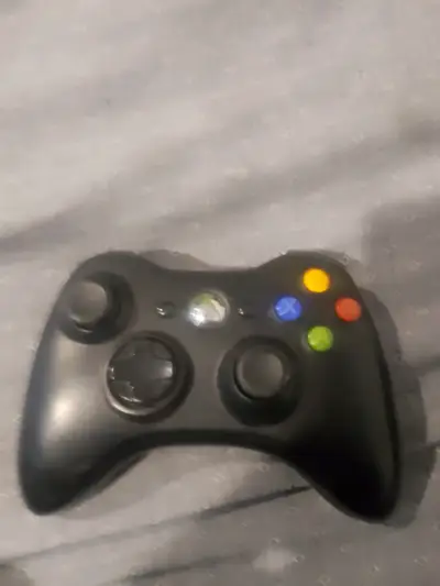 Consola Xbox 360 con diseño - miniatura 3