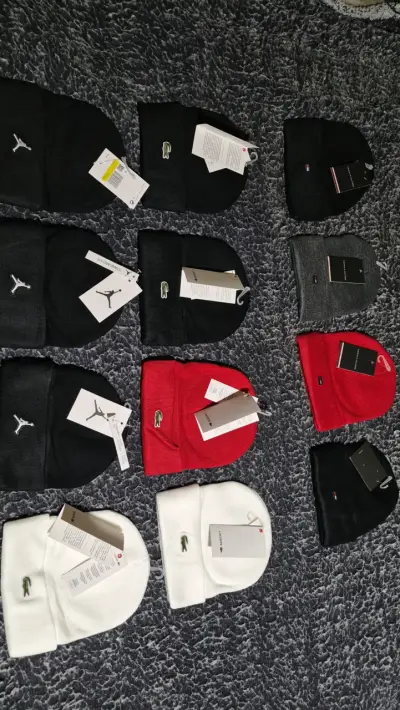 Gorros Lacoste y mas marcas (nuevos) - miniatura 4