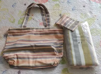 Bolso tote a rayas multicolor + toalla playa - miniatura 1