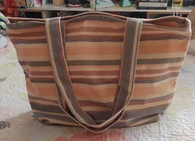 Bolso tote a rayas multicolor + toalla playa - miniatura 3