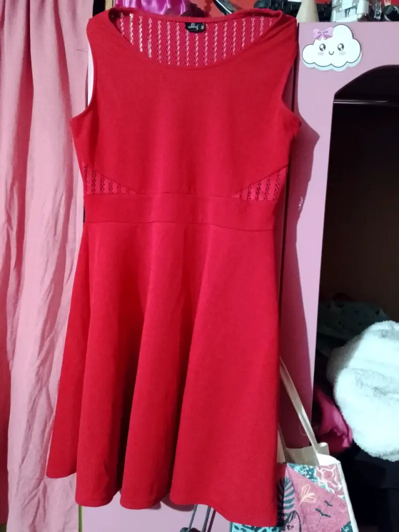 Vestido rojo sin mangas