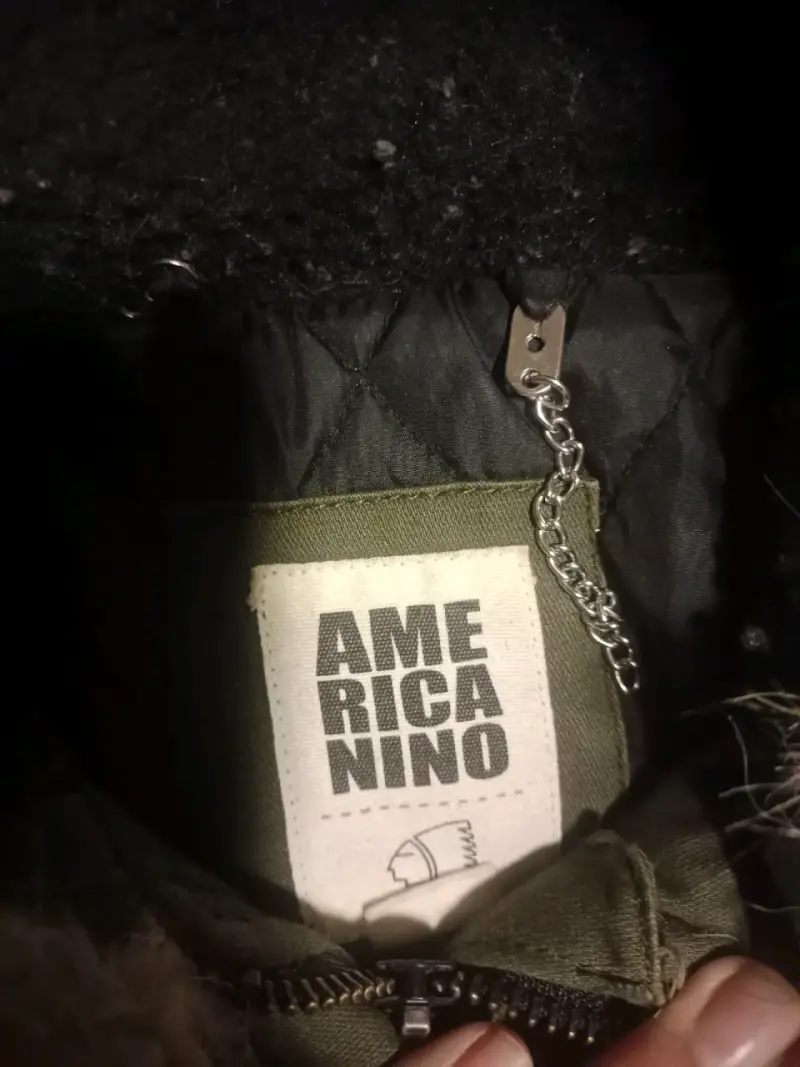 Parka verde con capucha de piel - 3