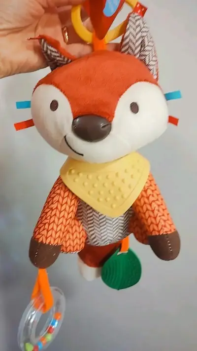 Peluche interactivo para bebés - miniatura 1