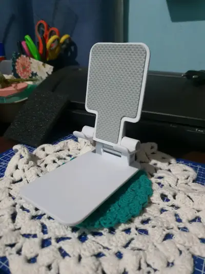 Soporte ajustable para celular - miniatura 1