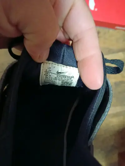 Zapatillas deportivas negras - miniatura 1