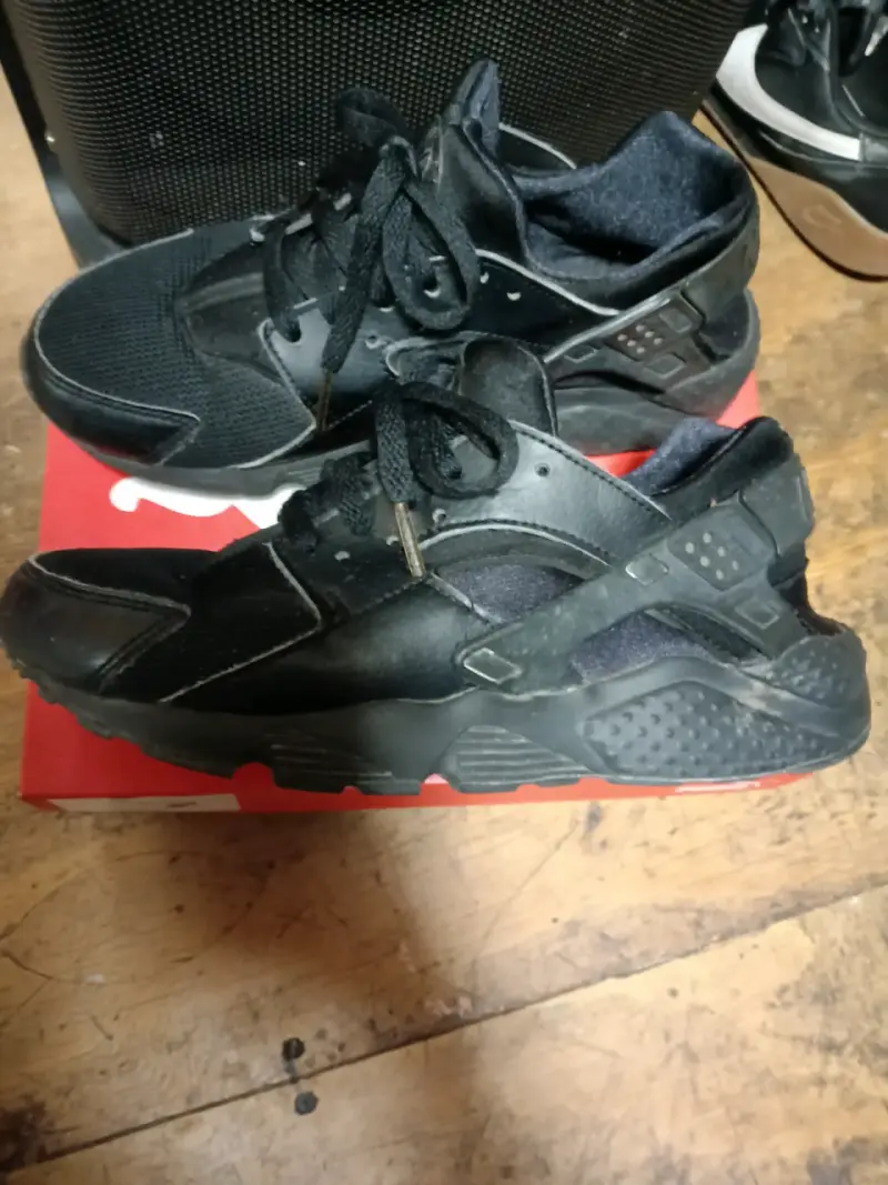 Zapatillas deportivas negras - 2